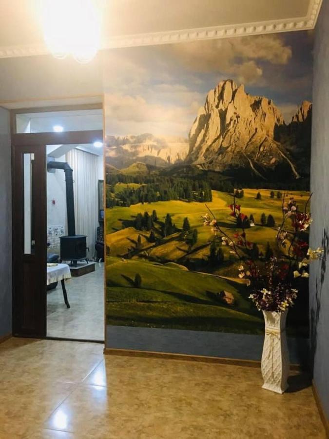 Guesthouse Kurdiani In Местия Екстериор снимка