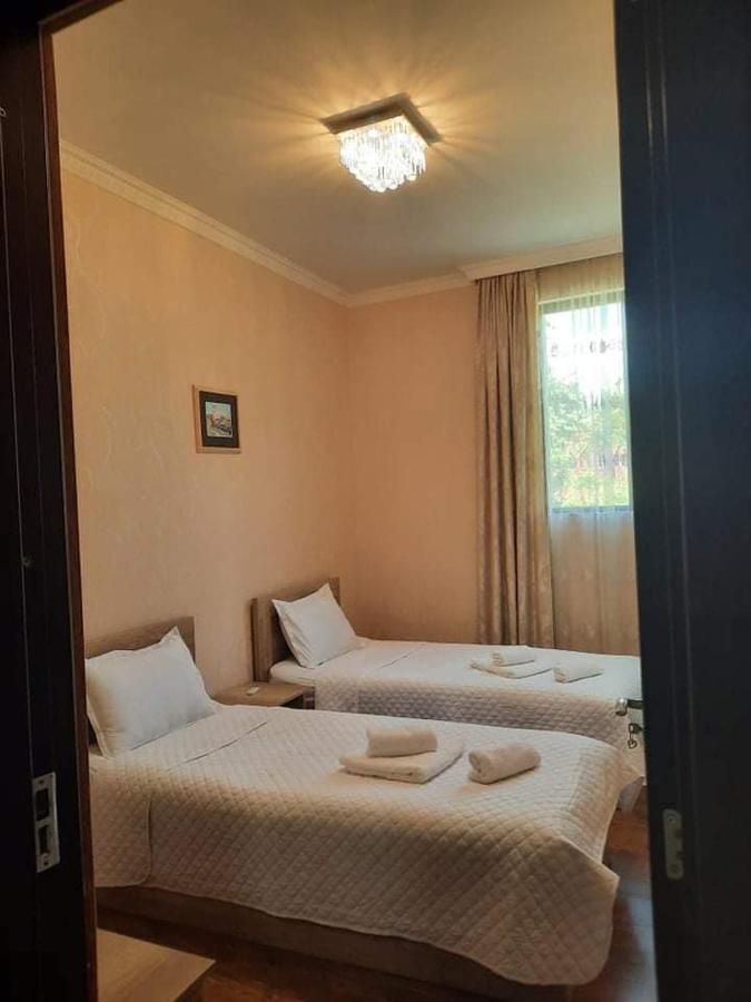 Guesthouse Kurdiani In Местия Екстериор снимка