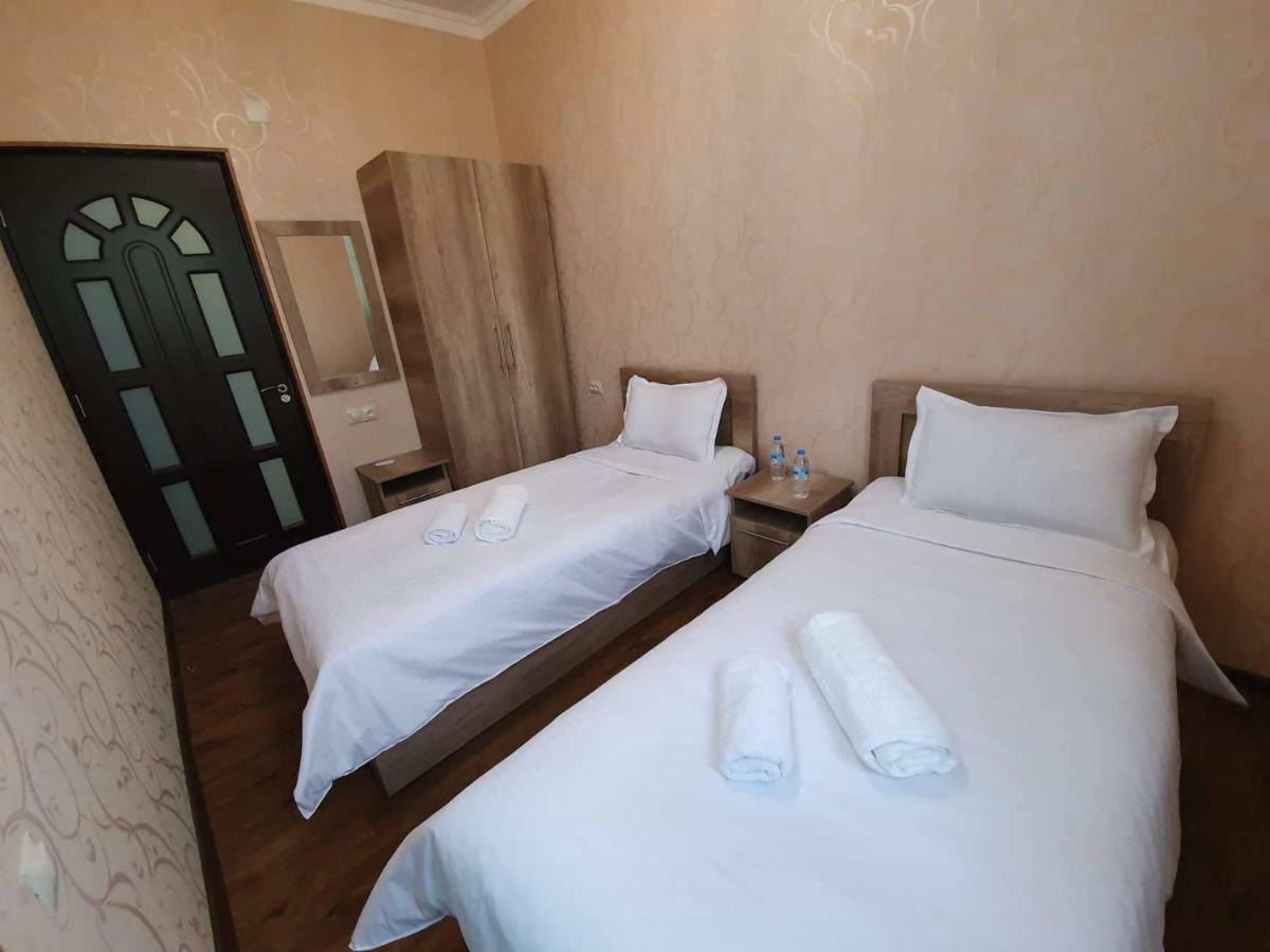 Guesthouse Kurdiani In Местия Екстериор снимка